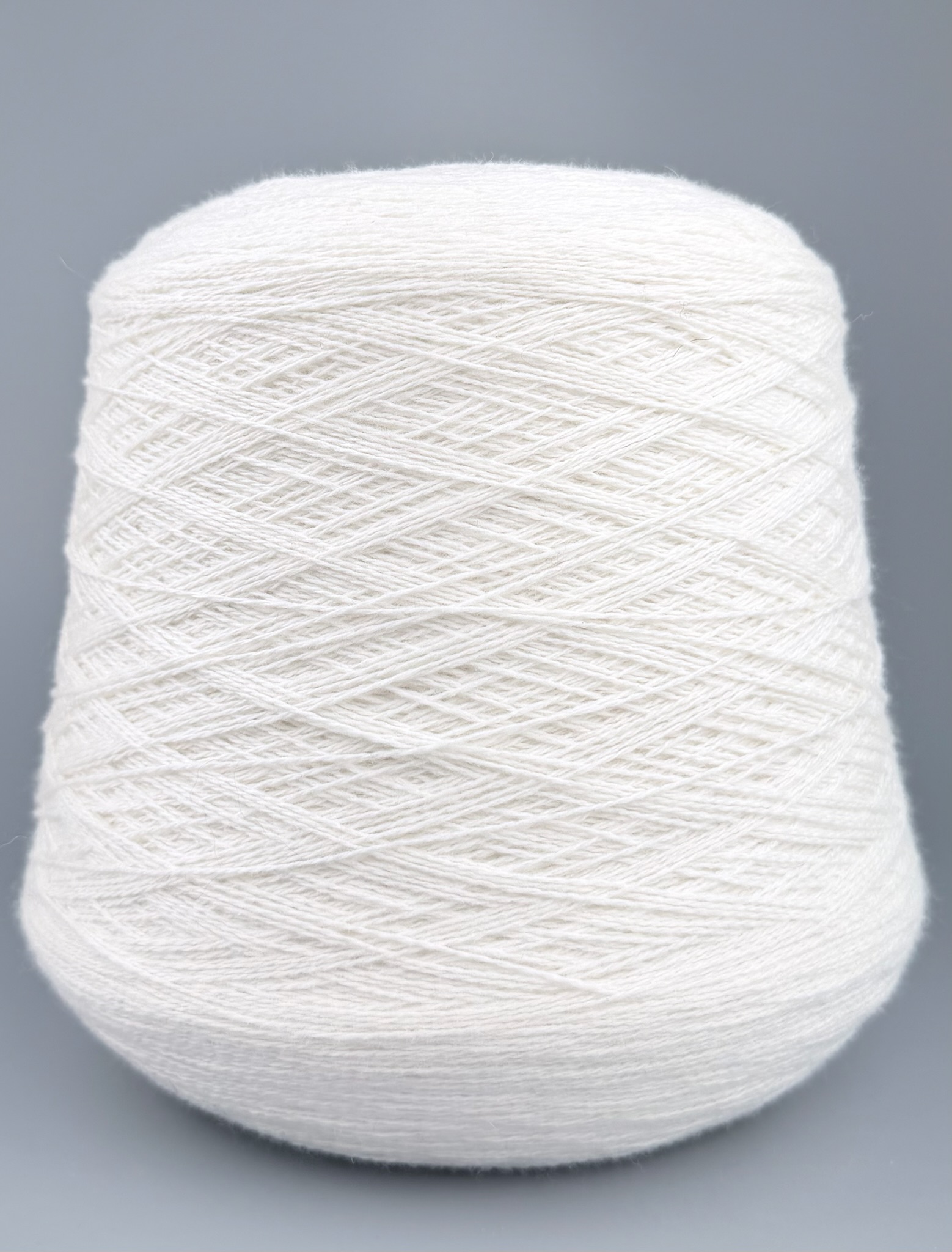 Zimpfer Wolle Selezione Art. Santiago Nm 2/15 – Filato in merino extrafine e cashmere col. Bianco ottico foto 2